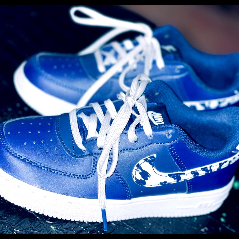 Boys Navy blue and white nike Air Forces